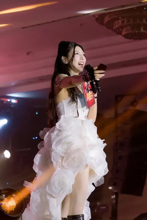 Đại tiệc Sinh nhật Audition 20 tuổi — Dancing in Glory — ảnh 11/37