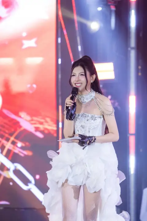 Đại tiệc Sinh nhật Audition 20 tuổi — Dancing in Glory — ảnh 30/37