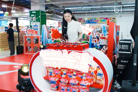 OMO — Gia đình Anh tài HuyR — ảnh 3/26