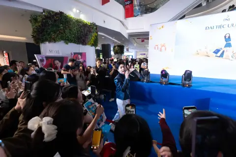 PNJ — Ca sĩ Anh Tú — ảnh 44/53
