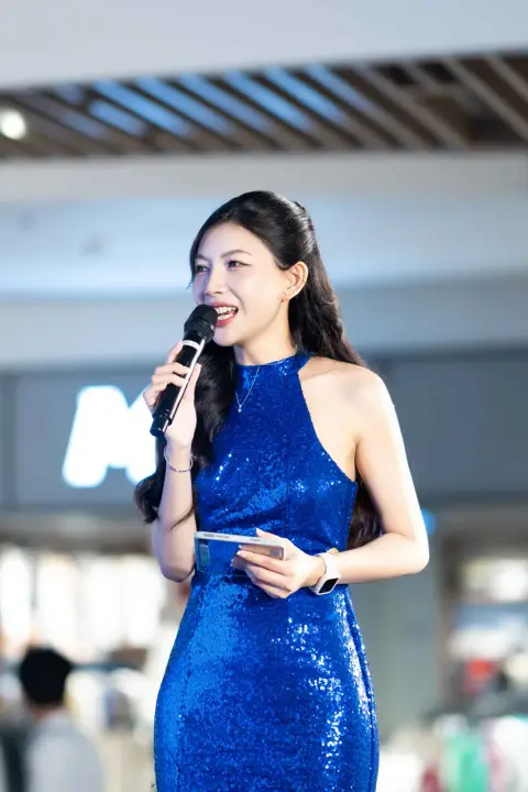 PNJ — Đại Tiệc Ưu Đãi · Ca sĩ Anh Tú — ảnh 9/53