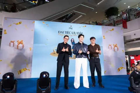 PNJ — Đại Tiệc Ưu Đãi · Ca sĩ Anh Tú — ảnh 51/53