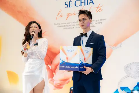 PNJ — Event 20/10 · Ca sĩ Tăng Phúc — ảnh 38/48