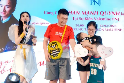 PNJ — Valentine · Ca sĩ Phan Mạnh Quỳnh — ảnh 3/35