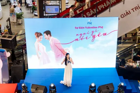 PNJ — Valentine · Ca sĩ Phan Mạnh Quỳnh — ảnh 22/35