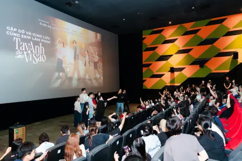 Cinetour — Tay Anh Giữ Một Vì Sao — ảnh 19/22