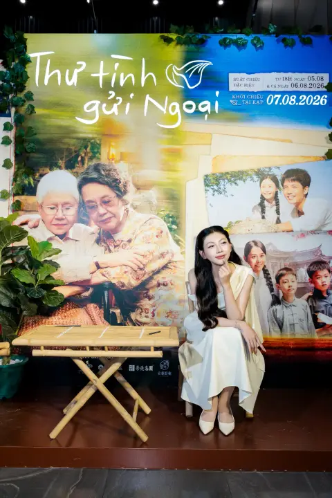 Thảm đỏ — Dear You — ảnh 36/38